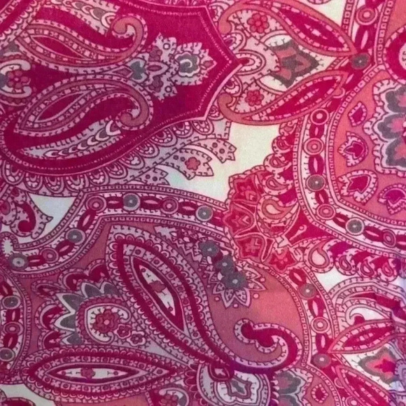 Y2K Tank and Capris outift - Picture 3 of 5